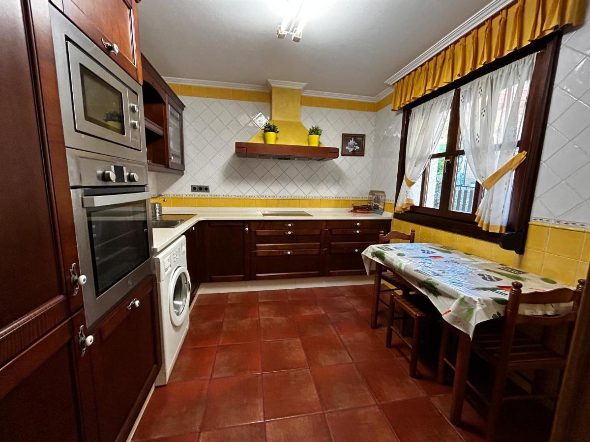 Affittacamere Casa De Aldea El Ponton Cue Esterno foto
